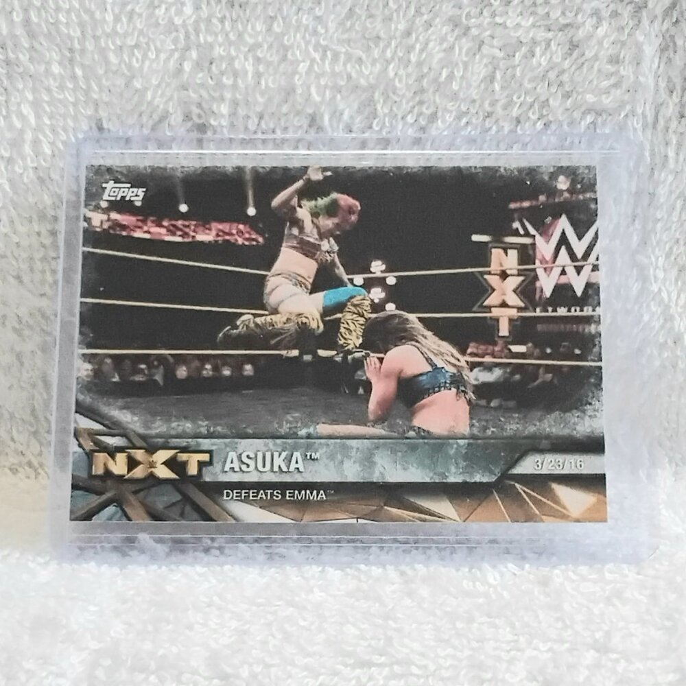 5/$20 Mint 2017 Topps Asuka WWE/NXT Divas Card NXT-13!!